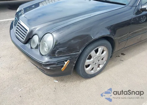 2002 Mercedes-Benz Clk 320 из США, поврежденный, VIN WDBLJ65G52T094217